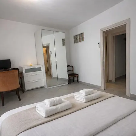 Casa145 公寓 圣雷默