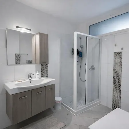 L&r - Casa145 - Tranquillo E Comodo Al Mare Con Wifi Sanremo